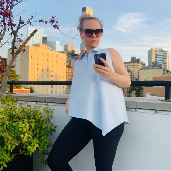 🚢 NWT BECKEN High-Low Sleeveless Blue Blouse - Picture 15 of 16